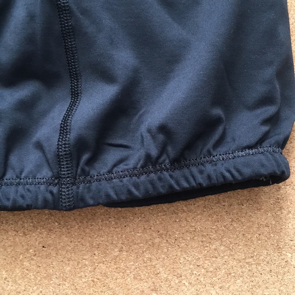 Lululemon Light Up Tank Black - Picture 4 of 8